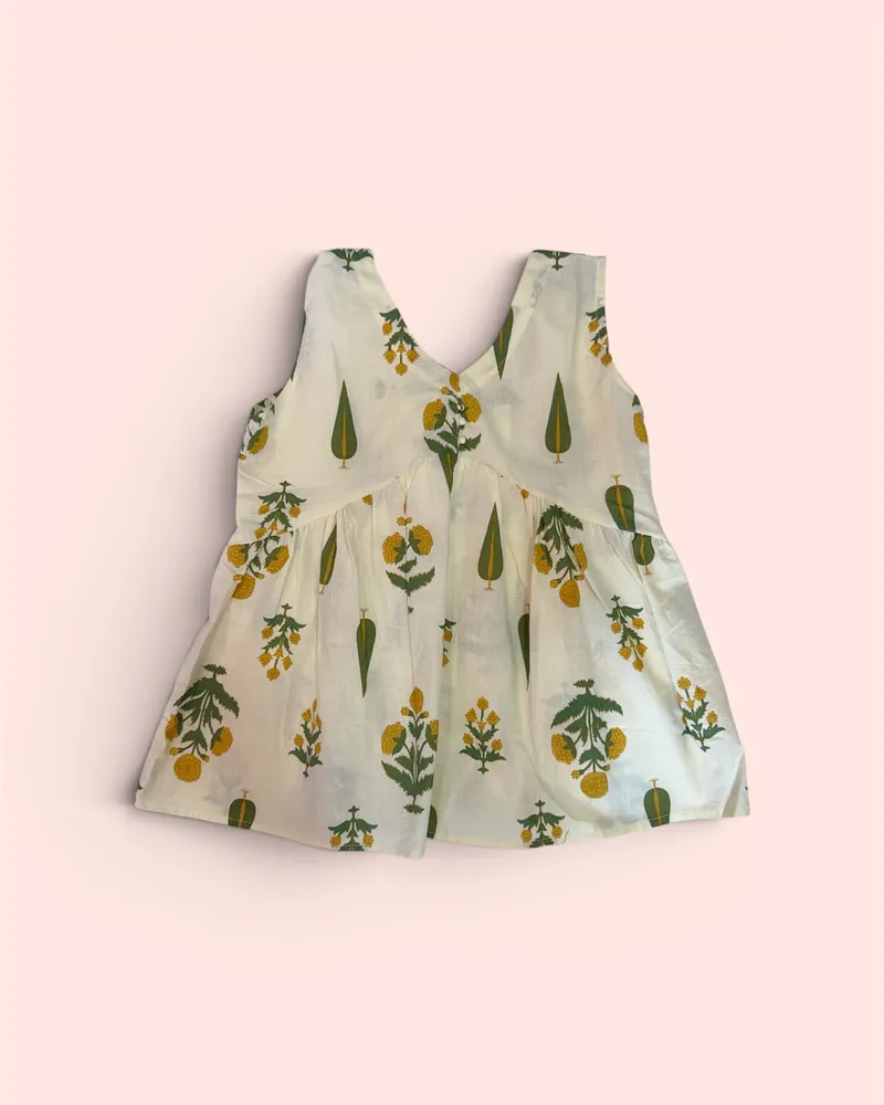 Mughal Garden Block Print Sleeveless Kurti